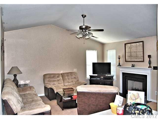 6311 Spanish Moss Ln, Charlotte, NC 28262