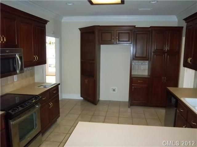 1000 Ashley Ln, Monroe, NC 28110