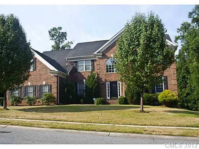 10535 Devonshire Dr, Huntersville, NC 28078