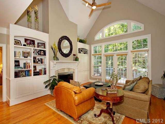 19609 Callaway Hills Ln, Davidson, NC 28036
