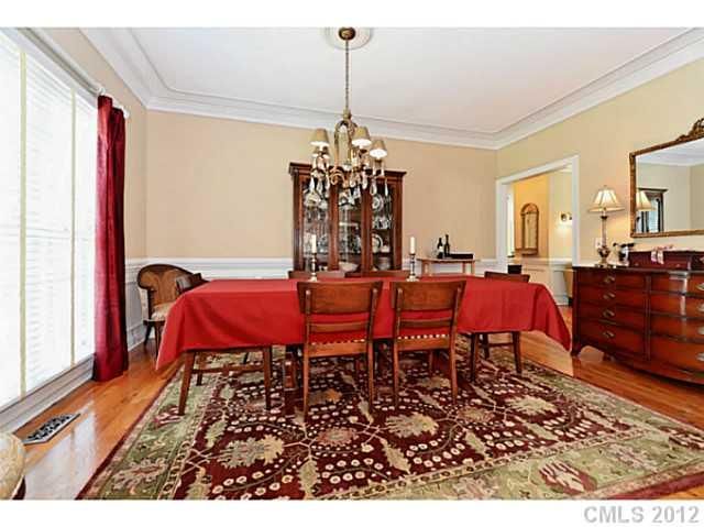 5208 Weaver Mill Ln, Charlotte, NC 28226