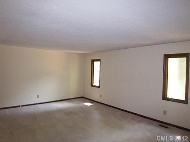 112 NE Winecoff Ave, Concord, NC 28065