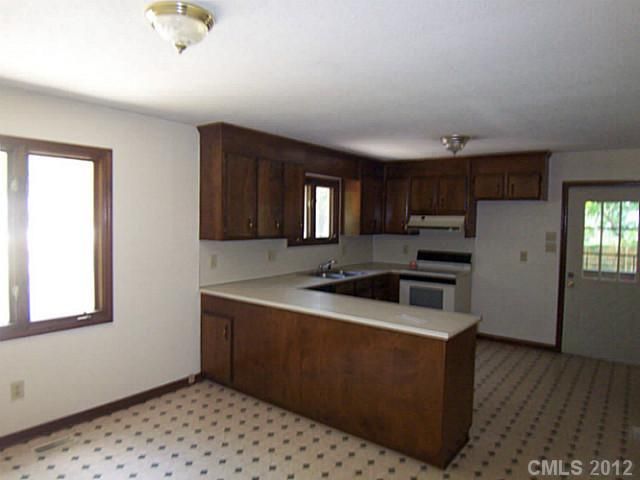 112 NE Winecoff Ave, Concord, NC 28065