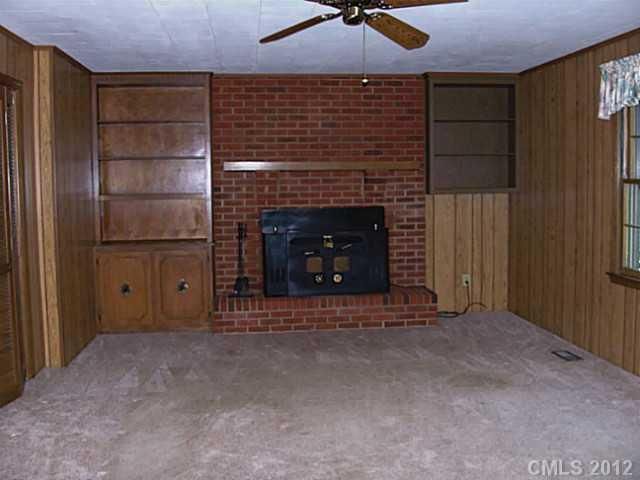 107 Pine St, Maiden, NC 28650