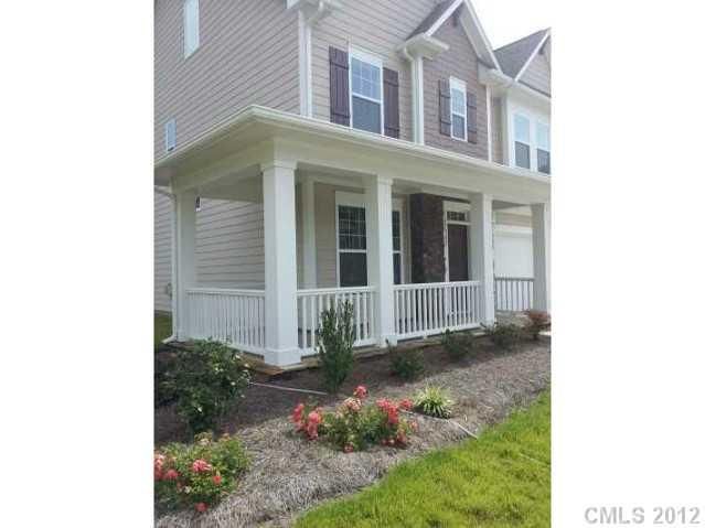 17305 Lake Path Dr #266, Cornelius, NC 28031