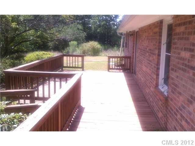 4712 Benfield Rd, Gastonia, NC 28056