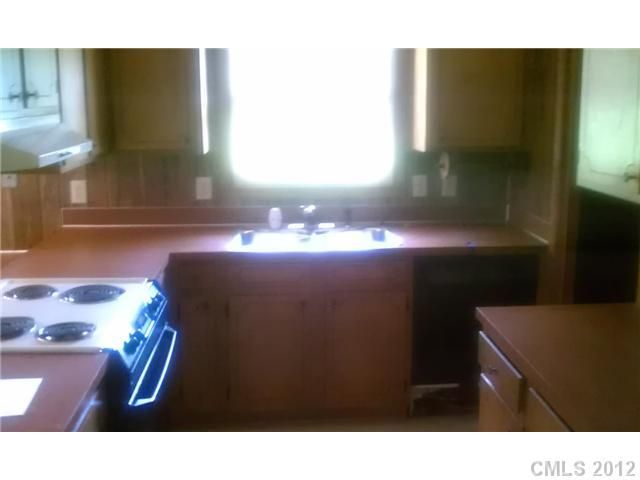 4712 Benfield Rd, Gastonia, NC 28056