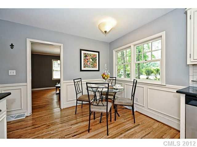 1015 Redcoat Dr, Charlotte, NC 28211