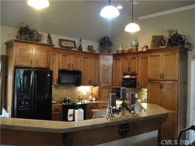 171 Shoreline Loop #33, Mooresville, NC 28117