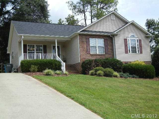 1394 Abbey Pl, Belmont, NC 28012