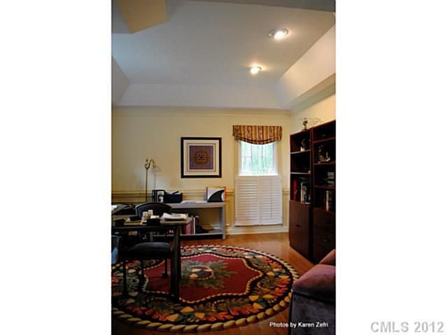 9106 Sandpiper Dr, Charlotte, NC 28277