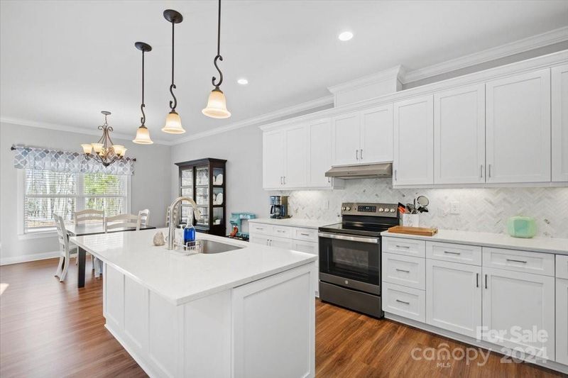 106 Hannaford Pl, Gastonia, NC 28052