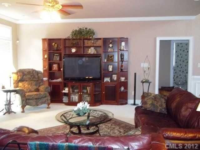 13133 Chasewater Dr, Charlotte, NC 28277