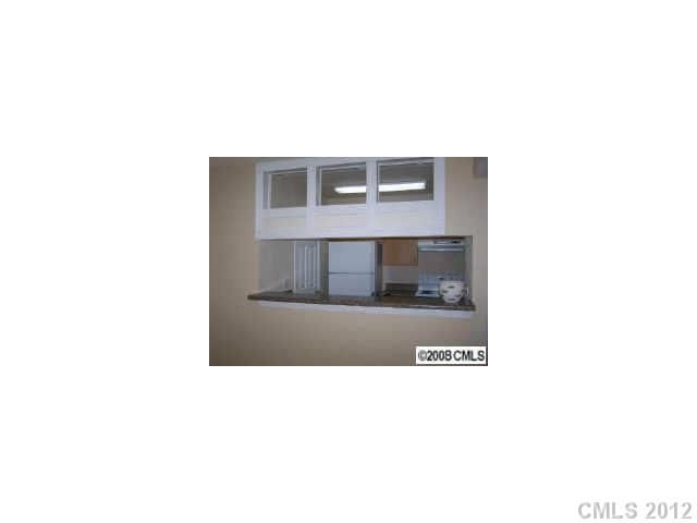 4525 Sharon Chase Ln #d, Charlotte, NC 28215