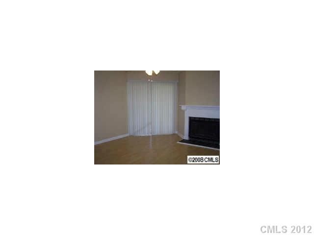 4525 Sharon Chase Ln #d, Charlotte, NC 28215