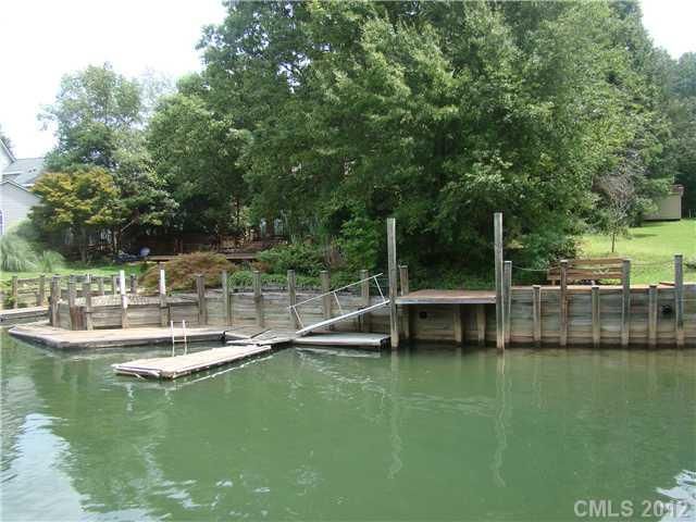 7624 Waterview Dr, Cornelius, NC 28031