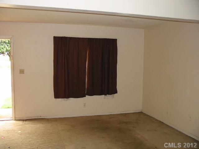 5825 Hunting Ridge Ln #Apt E, Charlotte, NC 28212