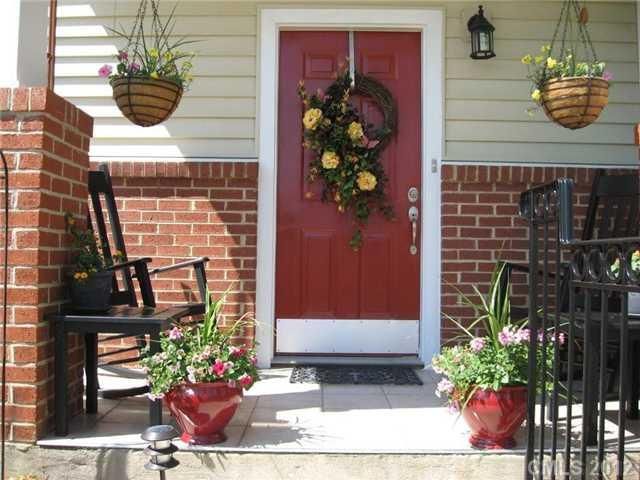 18043 W Amberside Rd #-, Cornelius, NC 28031