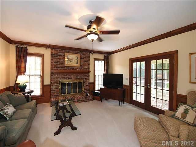 1209 Bellemeade Ln, Charlotte, NC 28270