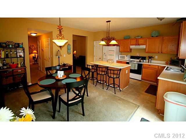 1232 Rocket Ln #1232, Charlotte, NC 28213