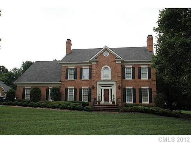 3934 Moorland Dr, Charlotte, NC 28226
