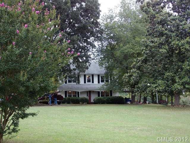 370 Dutchman Rd, Harmony, NC 28634
