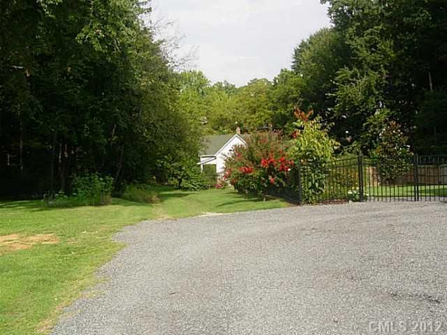 619 37th St, Charlotte, NC 28205