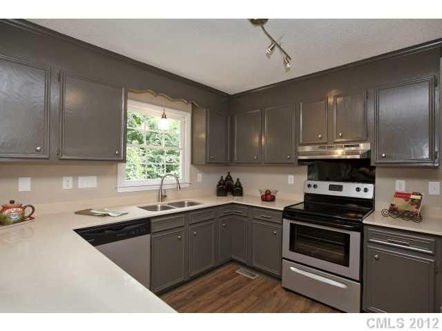 7110 Cabe Ln, Charlotte, NC 28214