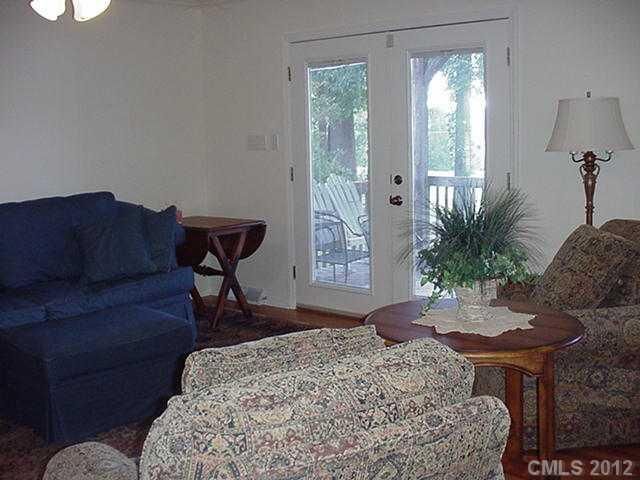 107 Hughey Dr, Gastonia, NC 28056