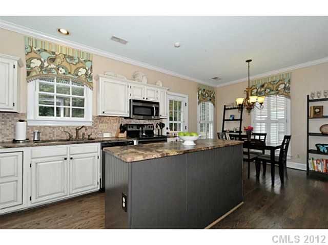 2915 Saintfield Pl, Charlotte, NC 28270