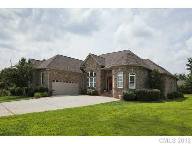 4613 Kildare Ct #107, Denver, NC 28037
