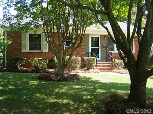 4821 Charleston Dr, Charlotte, NC 28212