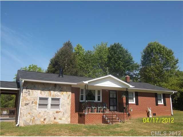 281 S Grandview Rd, Clover, SC 29710