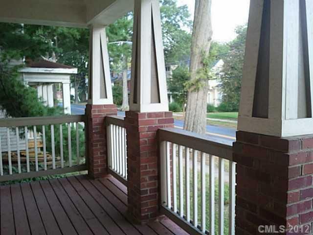 438 W Front St, Statesville, NC 28677