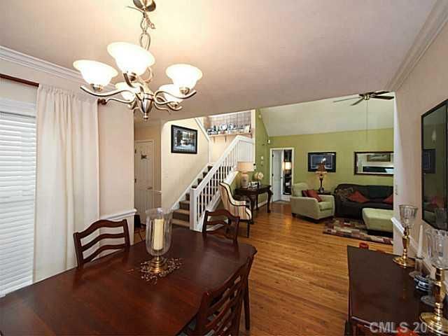 10320 Johns Towne Dr, Charlotte, NC 28210