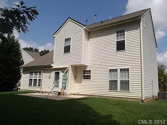 801 Trace Ct, Troutman, NC 28166
