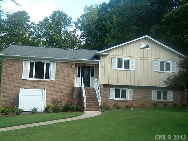 1855 Westbrook Cir, Gastonia, NC 28052