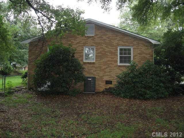 904 Danbrook Cir, Lincolnton, NC 28092