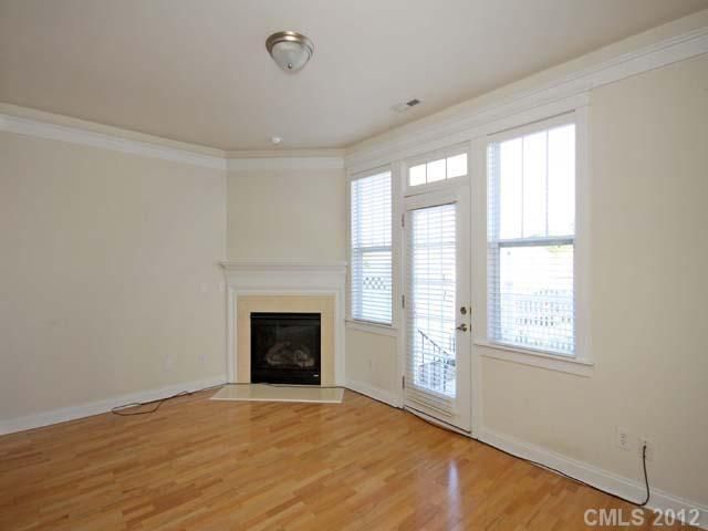 310 Davidson Gateway Dr #2, Davidson, NC 28036