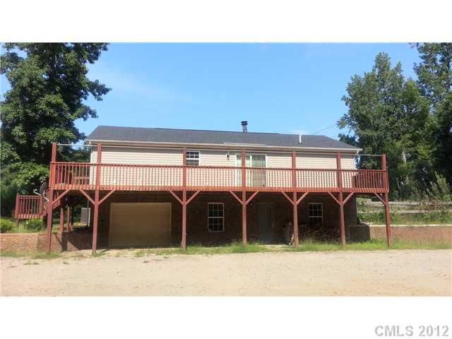 2122 Mauney Rd, Bessemer City, NC 28016