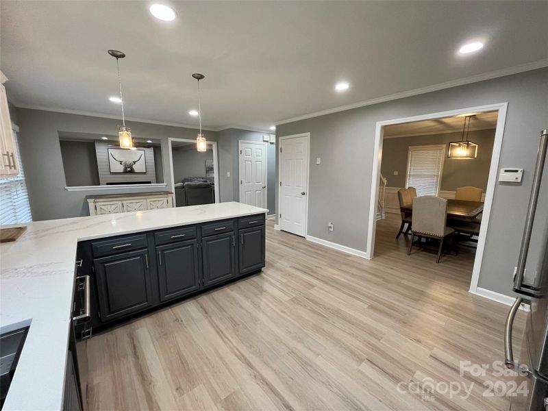 2930 5th Street Pl, Hickory, NC 28601