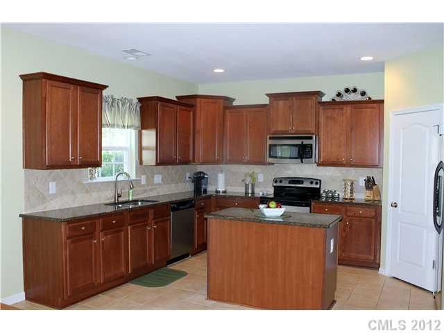 501 Stowe Rd, Belmont, NC 28012