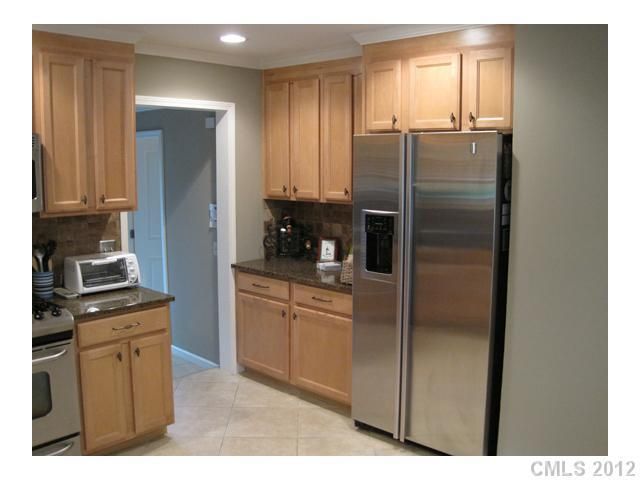 601 Lochridge Rd, Charlotte, NC 28209