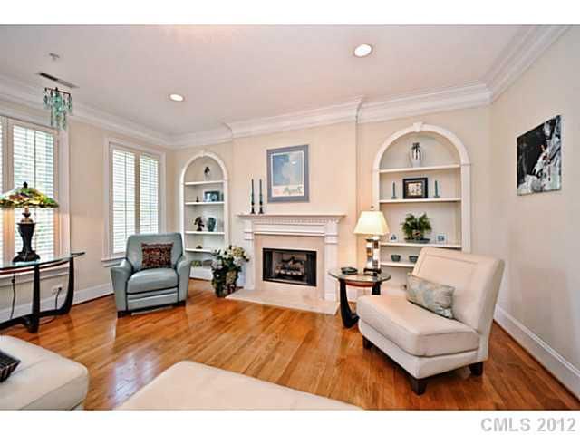 962 Queens Rd #-, Charlotte, NC 28207