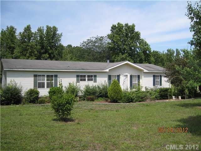 1343 Requa Rd, Cherryville, NC 28021