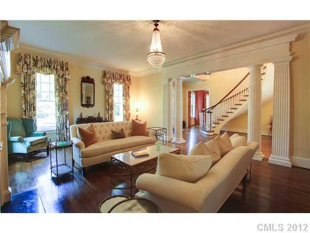 801 Harvard Pl, Charlotte, NC 28207