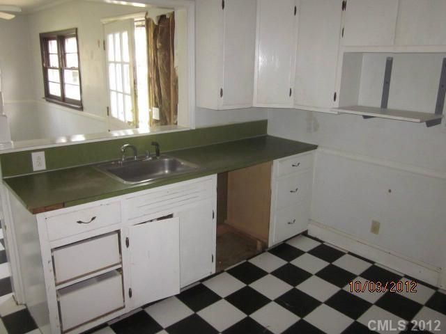 510 Mauney Rd, Stanley, NC 28164