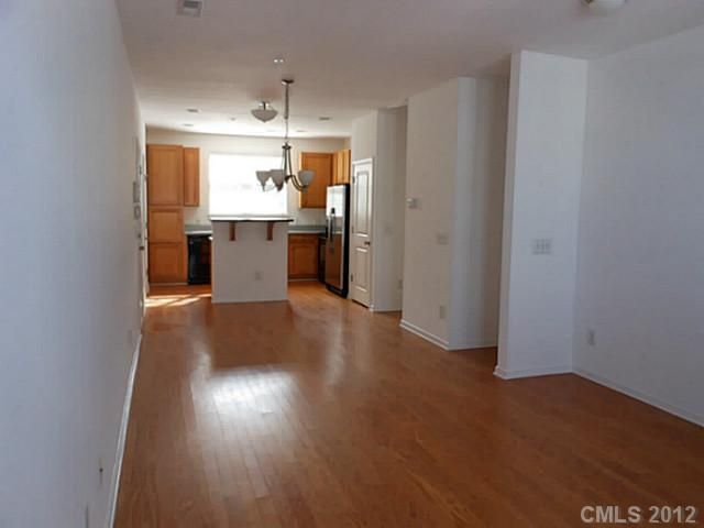 1670 Walnut View Dr #2, Charlotte, NC 28208