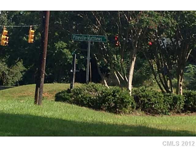 210 Pineville Matthews Rd, Matthews, NC 28105