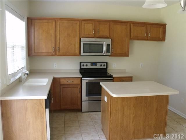 9701 Chanson Pl, Matthews, NC 28105